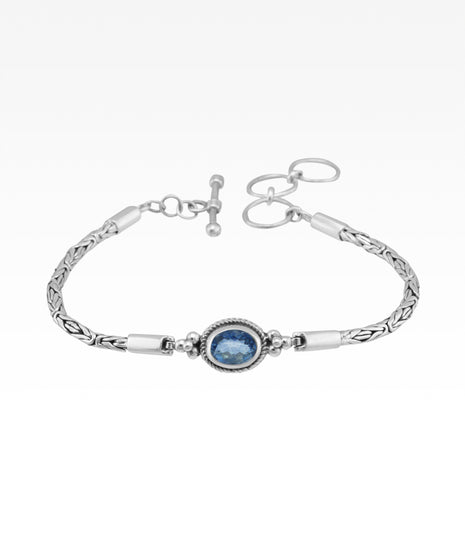 Blue Quartz Oval Byzantine Bracelet