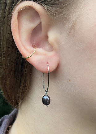 Black Pearl Sweep Earrings