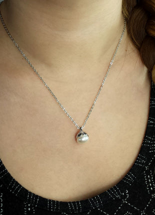 Whale Tail with Pearl Pendant
