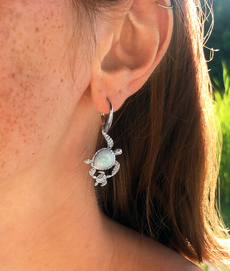 Mama and Baby Sea Turtle Earrings