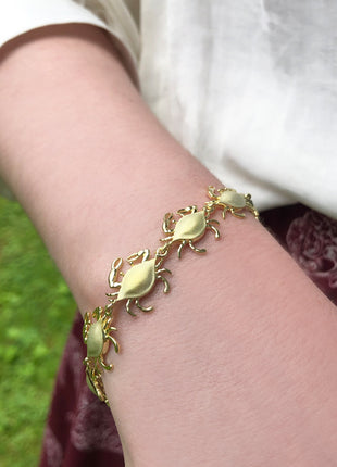 Satin Shell Yellow Gold Crab Link Bracelet