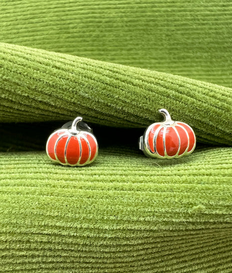 Pumpkin Studs
