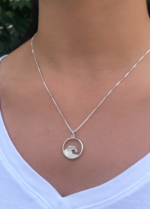 Wave Necklace
